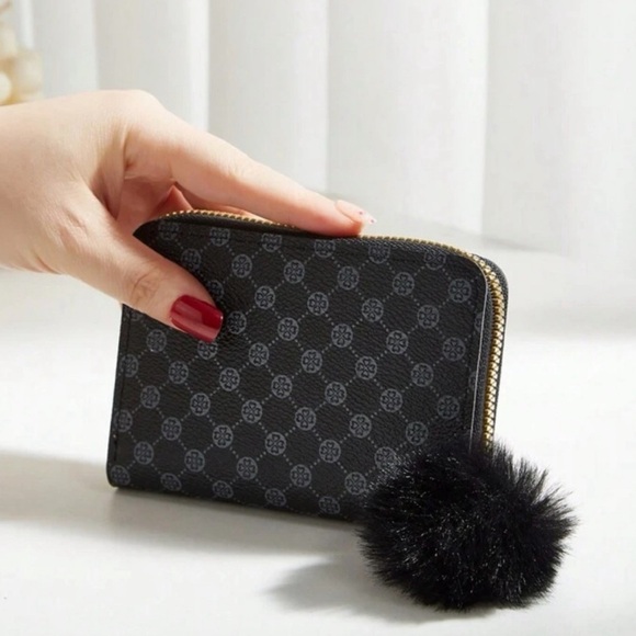 🍭 3/$20 black gold studded wallet with black fluffy keychain - Picture 9 of 11